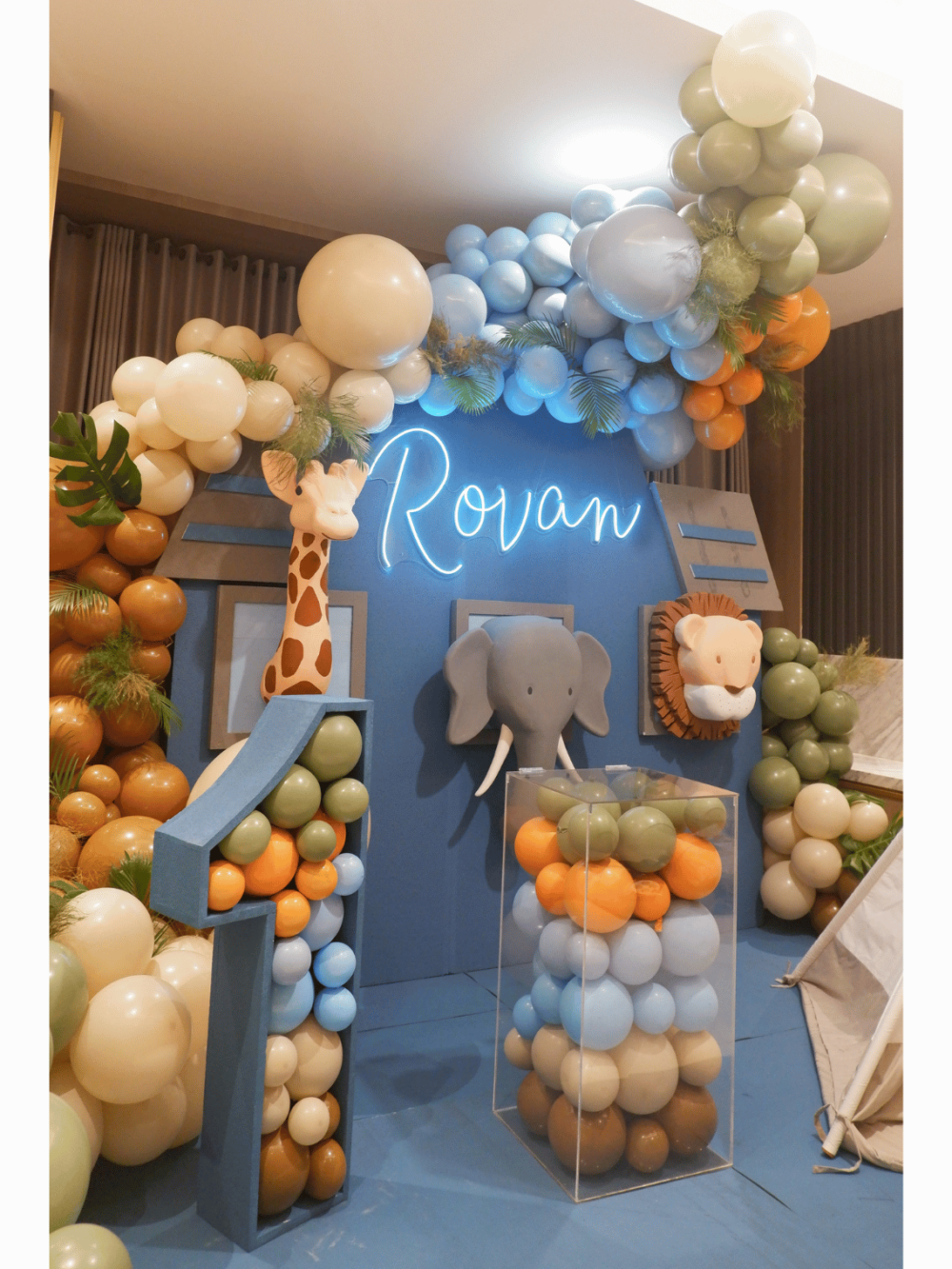 3D backdrop decoration