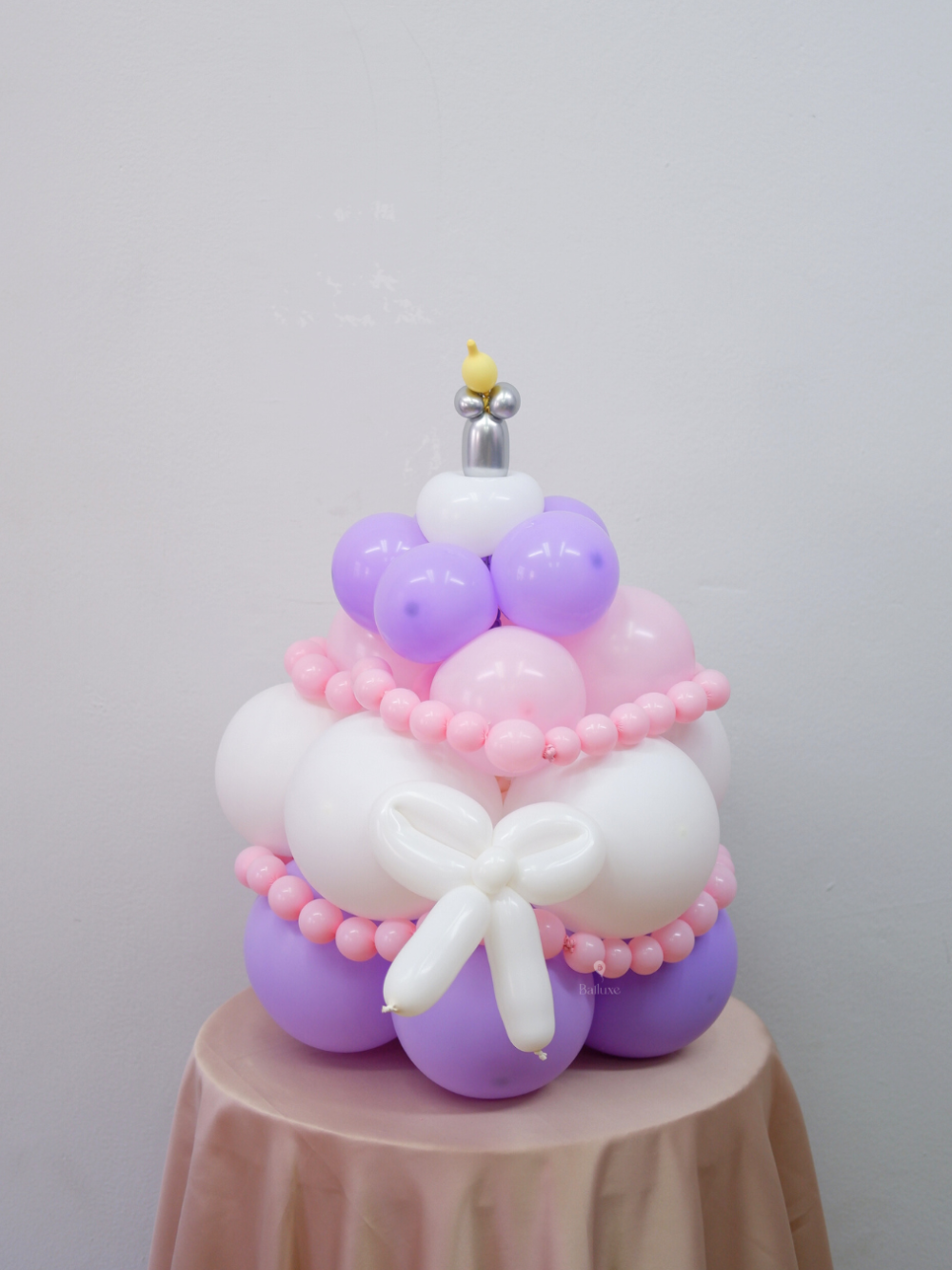 Balloon Cake Medium size