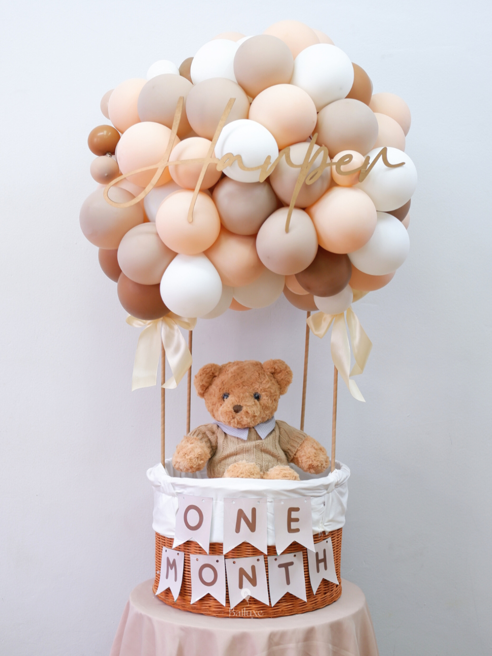 Medium Hot Air Balloon in a basket