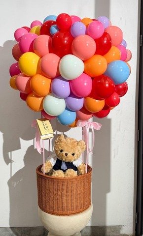 Medium Hot Air Balloon In A Basket - Image 11