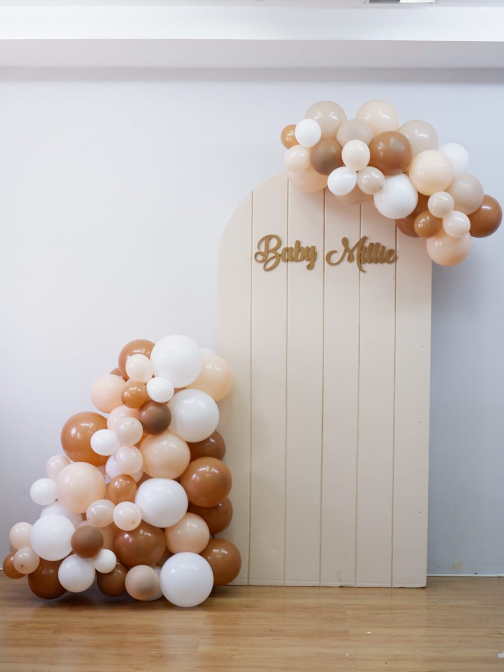 Ready To Send - Backdrop Lines