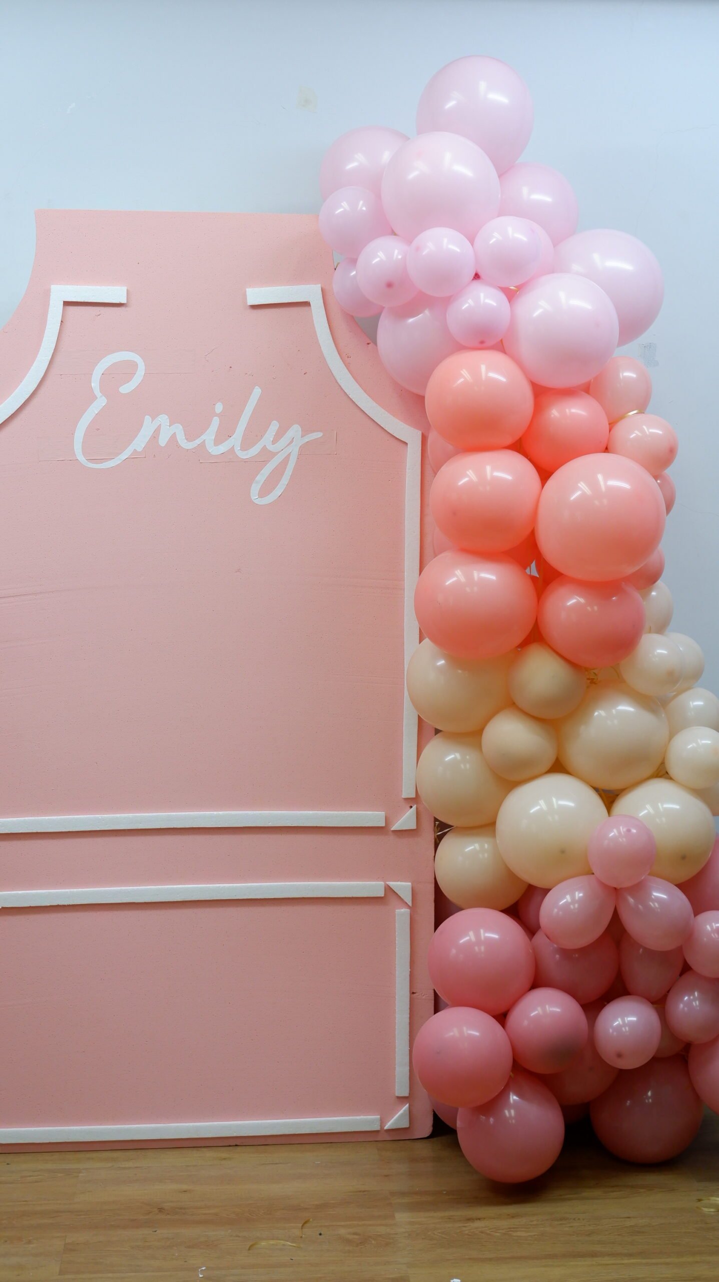 Ready to send - Backdrop Emily - Image 3