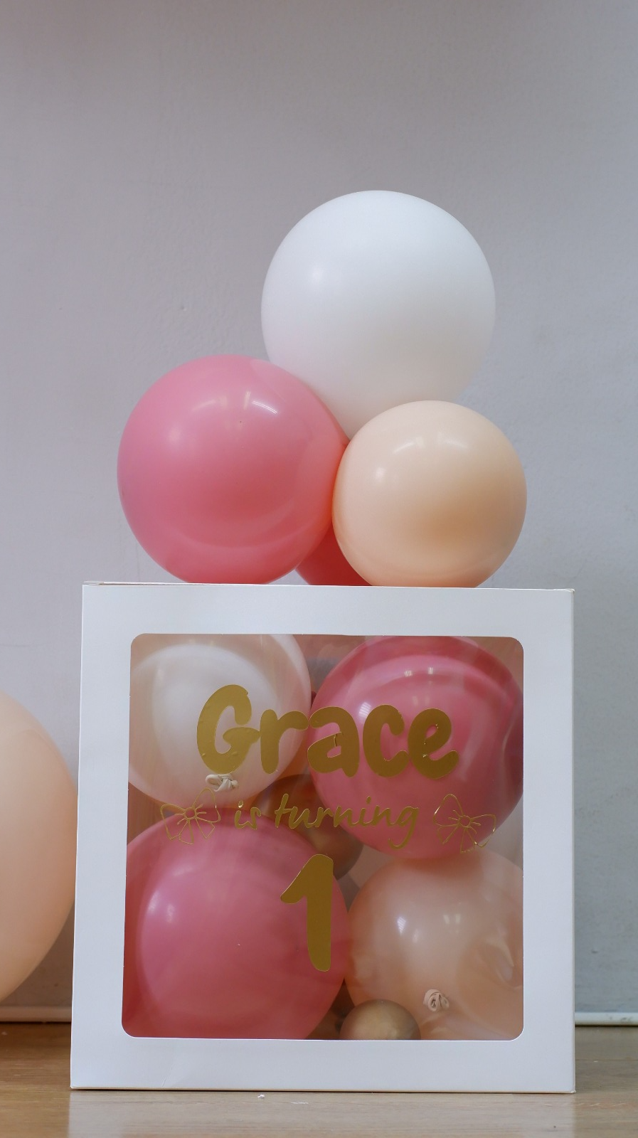 Garland and box Set - Image 5